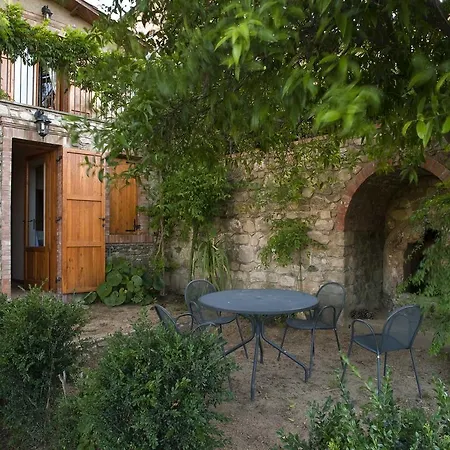 Alloggio per agriturismo Borgo Maisale *